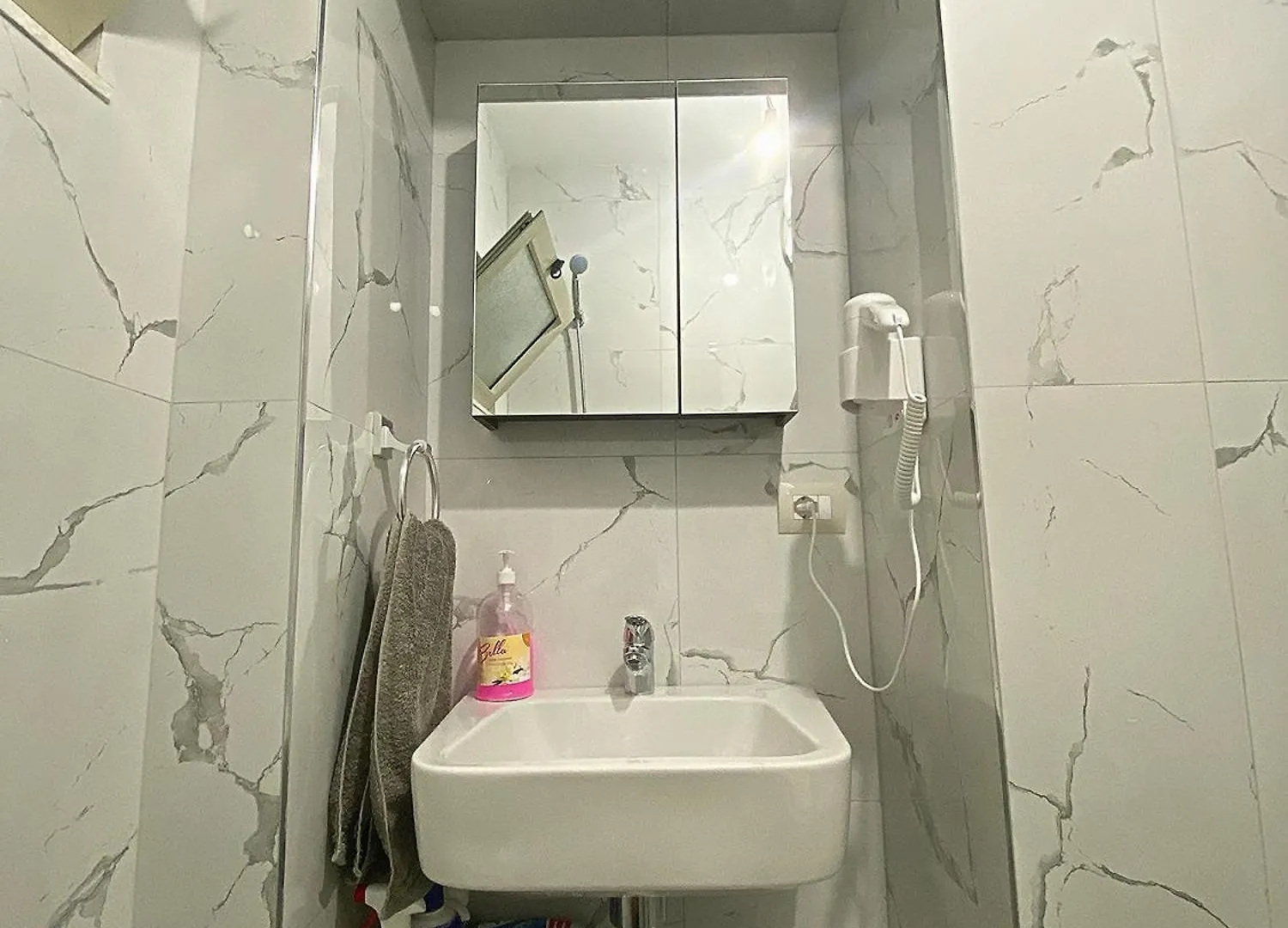 Guest House Laci Tirana Feriehus